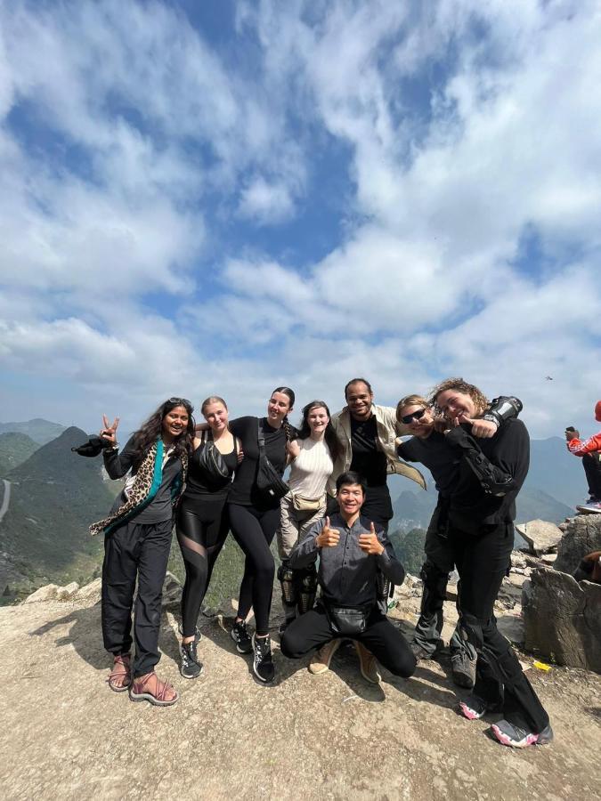 Hg Hostel Provide Tours & Motorbikes 하 기앙 외부 사진