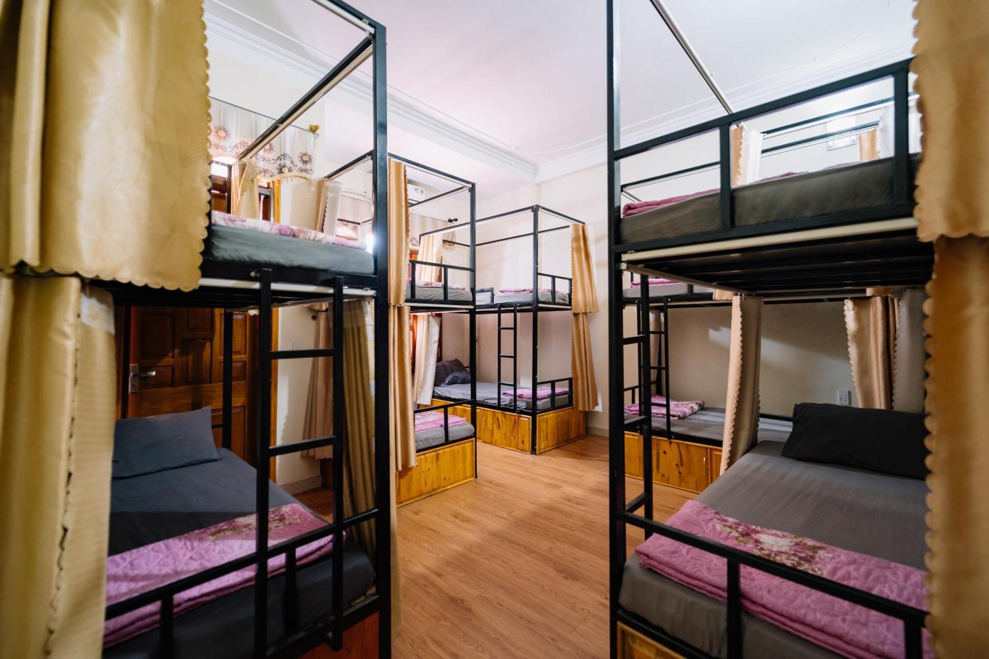 Hg Hostel Provide Tours & Motorbikes 하 기앙 외부 사진