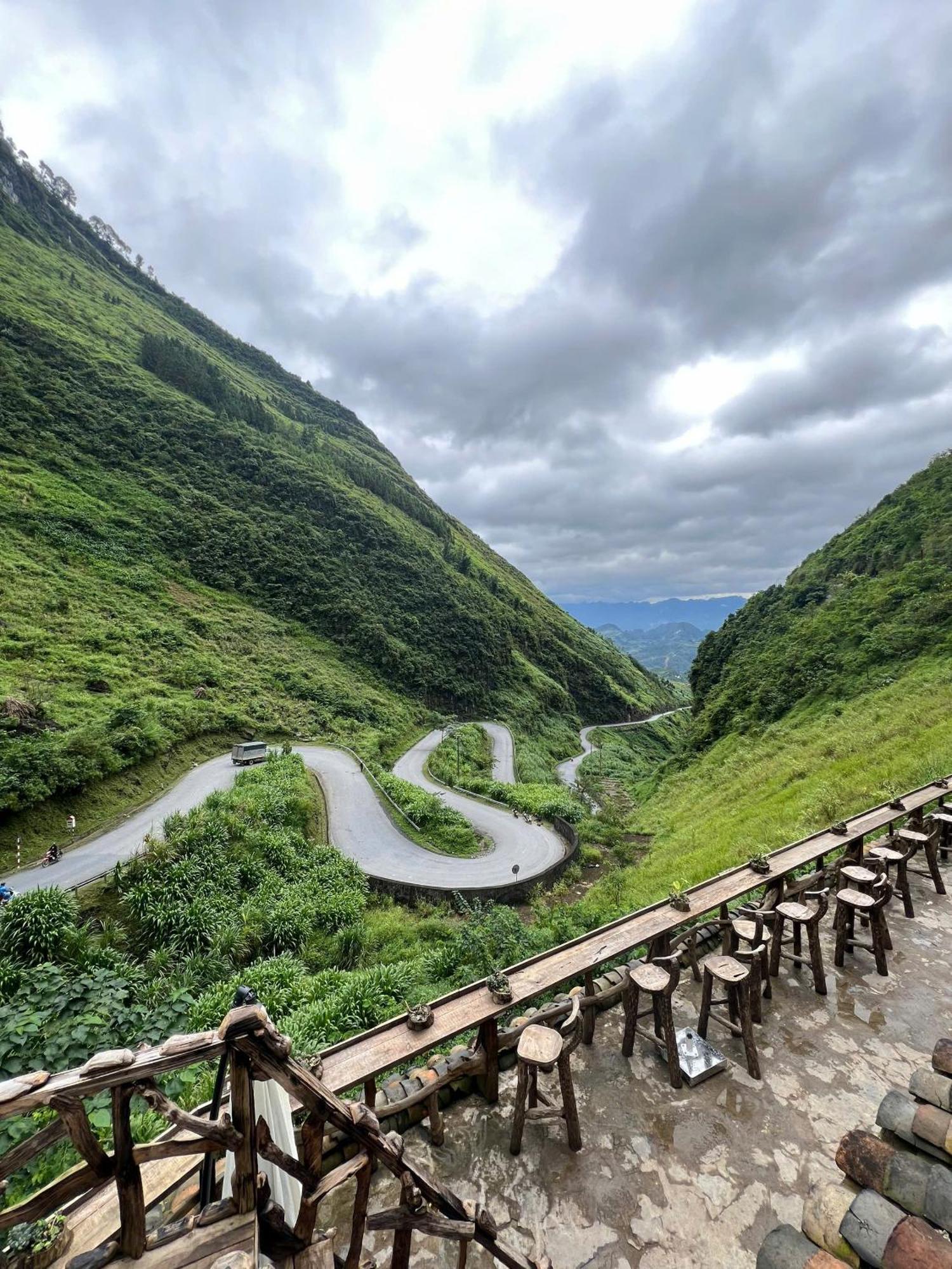 Hg Hostel Provide Tours & Motorbikes 하 기앙 외부 사진